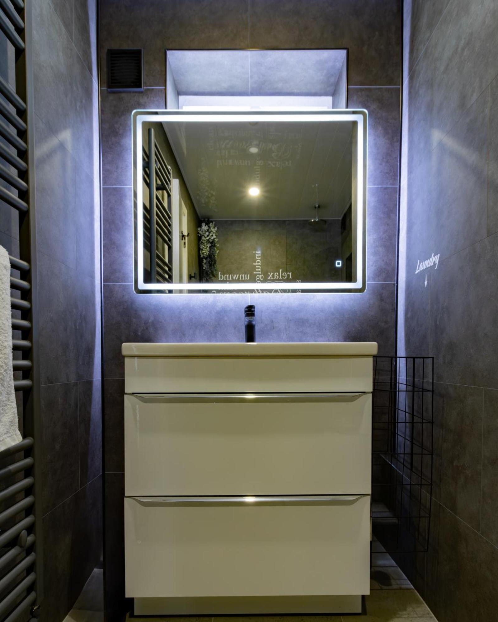 Jucuzzi Bath. Japanese Toilet. Belfast City Centre. Exterior foto